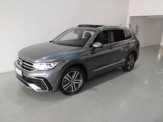 VOLKSWAGEN TIGUAN 2.0 300 TSI GASOLINA ALLSPACE R-LINE AUTOMÁTICO VOLKSWAGEN TIGUAN 2.0 300 TSI GASOLINA ALLSPACE R-LINE AUTOMÁTICO